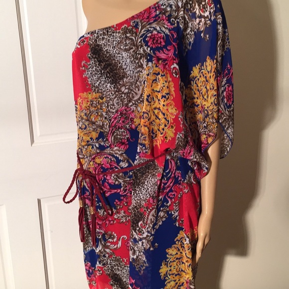 Richly colored and finally tasseled! - Picture 2 of 3